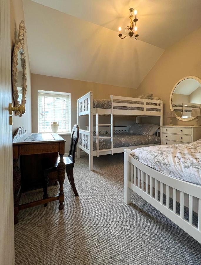 Converted Victorian Coach House With Hot Tub Stewartstown ภายนอก รูปภาพ